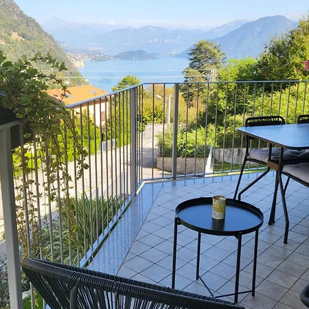 We Como: View Apartment, Feeling In Charming Apartament *