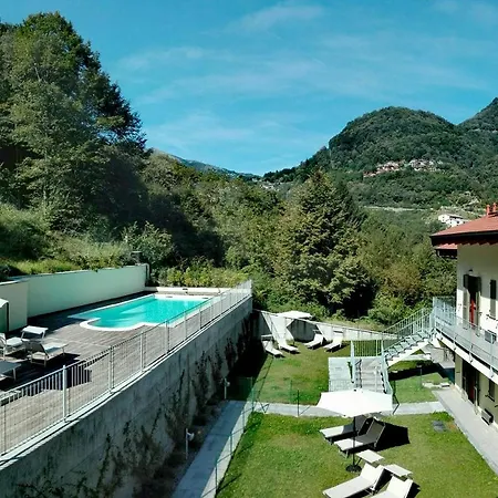 We Como: View Apartment, Feeling In Charming ארגגנו