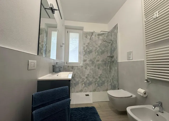 We Como: View Apartment, Feeling In Charming Апартаменты