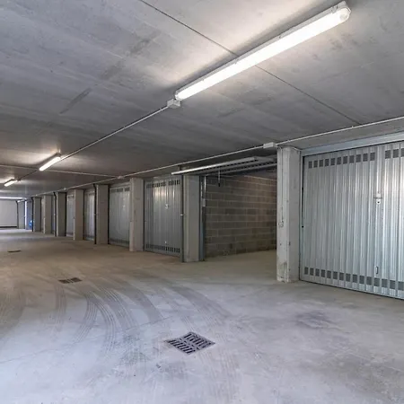 We Como: View Apartment, Feeling In Charming