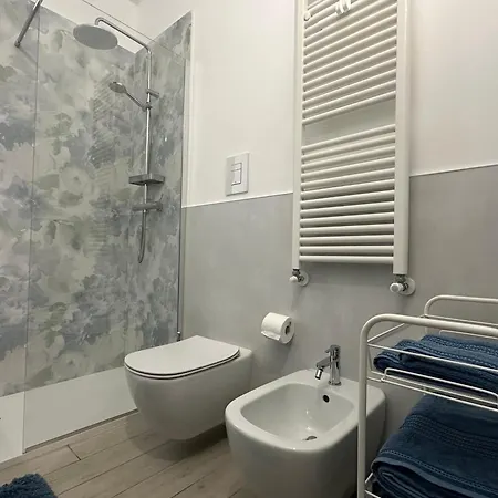 We Como: View Apartment, Feeling In Charming Argegno